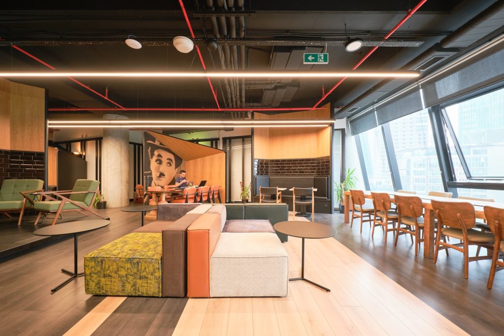 Plaza Cubes Nida Kule Sanal Ofis