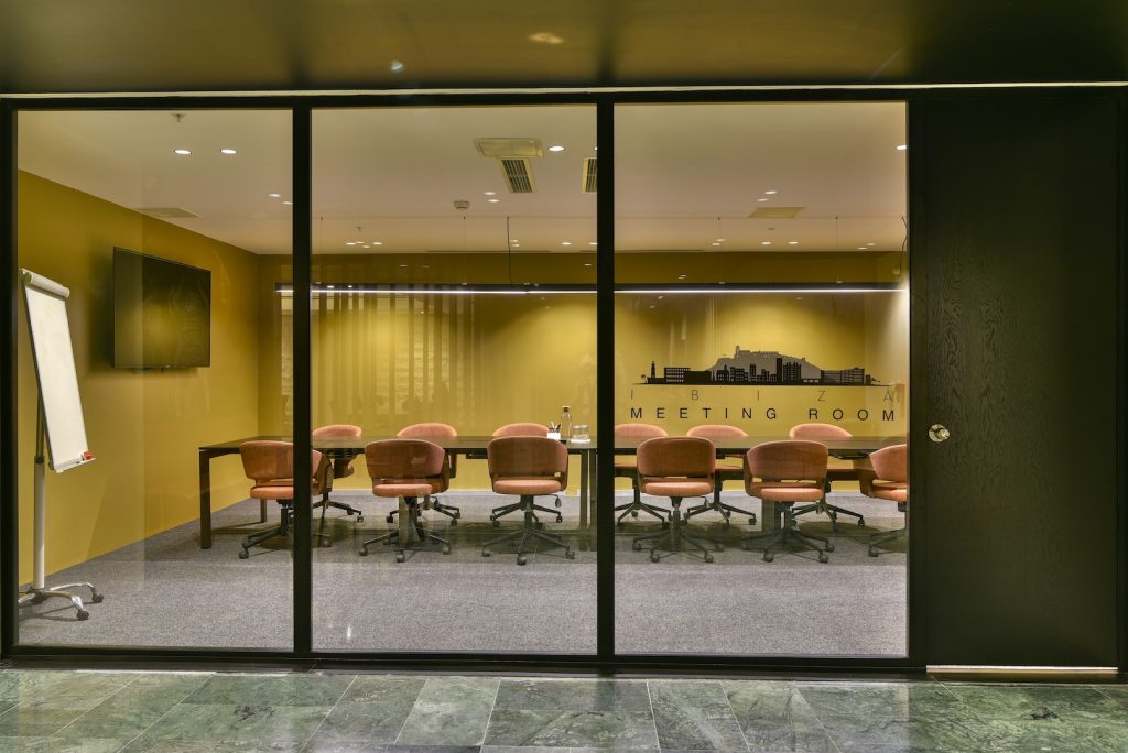 Plaza Cubes Sun Plaza Meeting Room