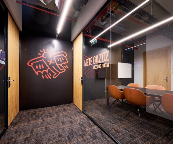 Plaza Cubes Ferko Signature Mete Gazoz Meeting Room